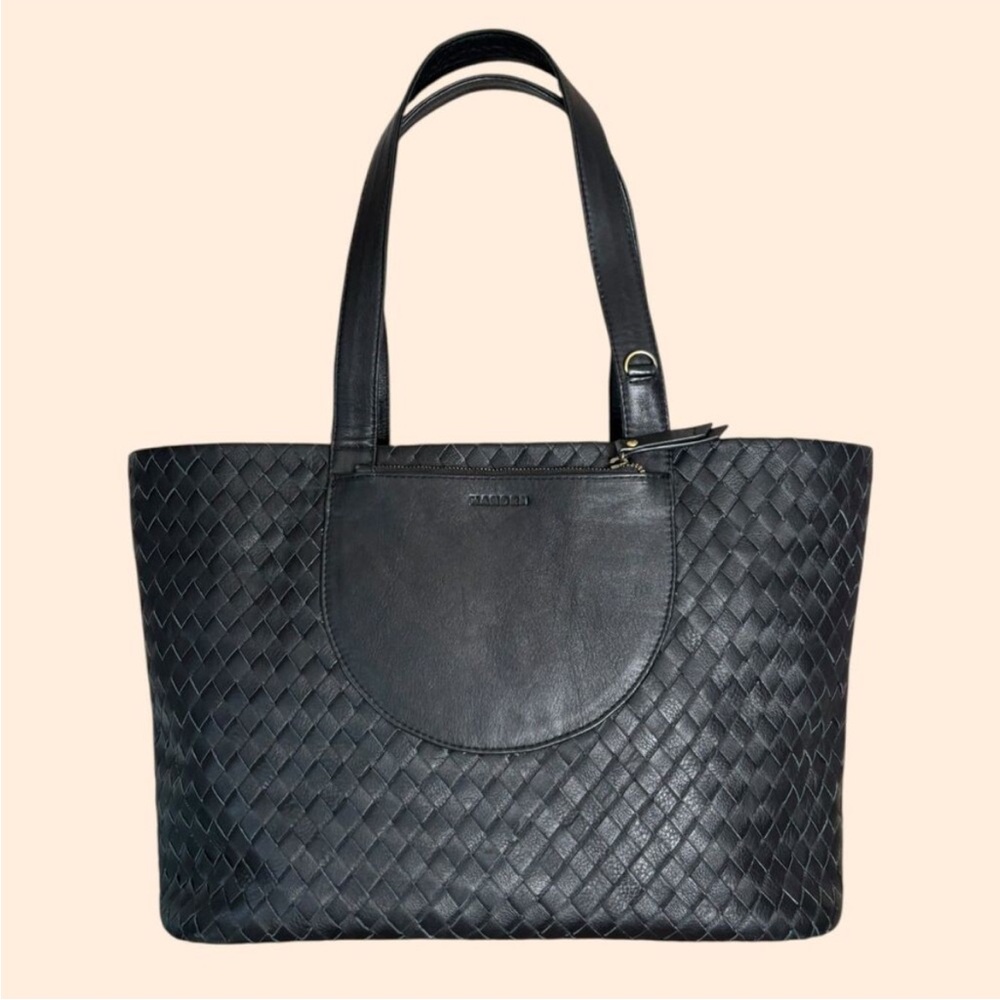 Mandrn Andie Black Woven Tote Bag